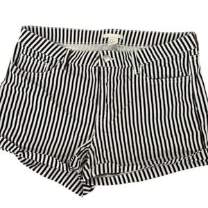 H&M shorts. As new, size 6